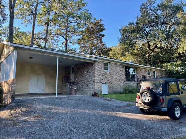 Building Photo - 1209 Marseille Dr