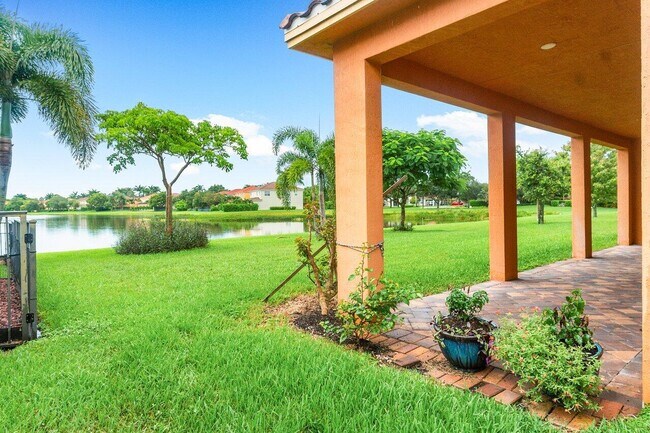 Building Photo - 3441 Oakmont Estates Blvd