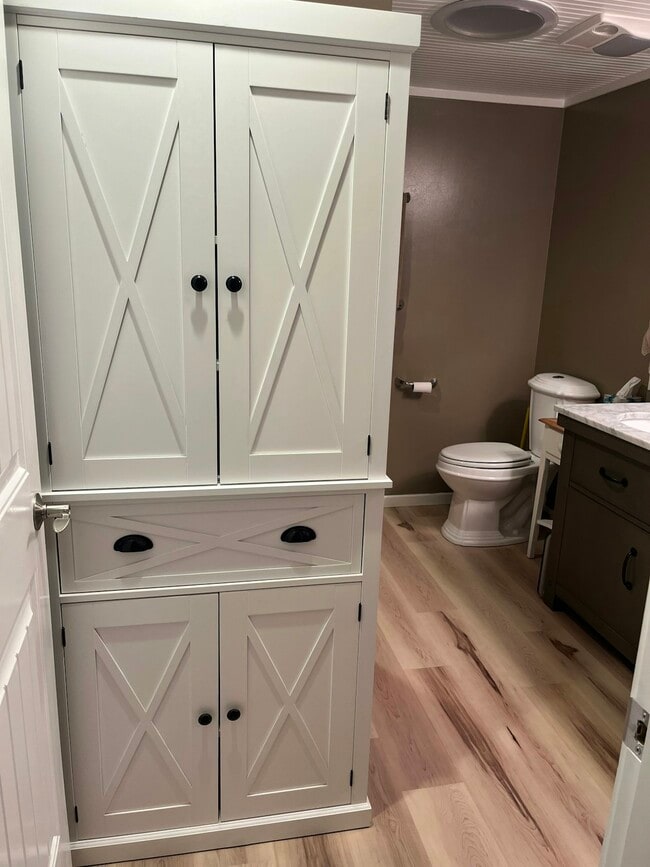 Building Photo - 1457 Ranchwood Dr