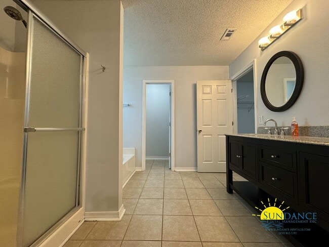 Building Photo - Solar Energy in desirable Hidden Shores of Gulf Breeze Neighborhood!