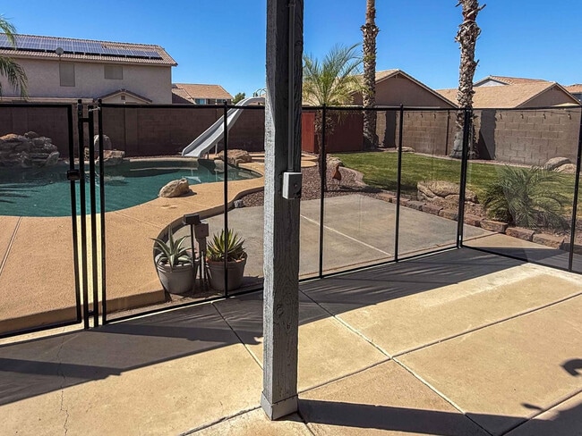 Building Photo - 3103 W Zachary Dr