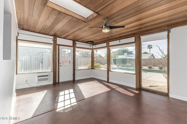 Building Photo - 4618 S Calle Los Cerros Dr