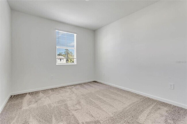 Building Photo - 7485 Stone Crk Trl