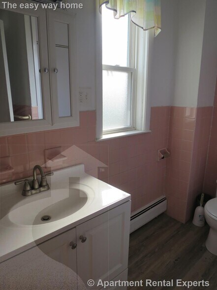 Building Photo - 286 Highland Ave