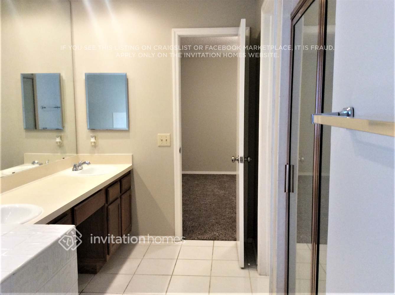 Building Photo - 9725 Fox Chapel Rd