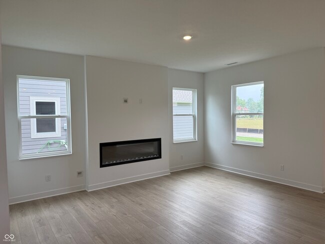 Building Photo - 411 Eisenhower St