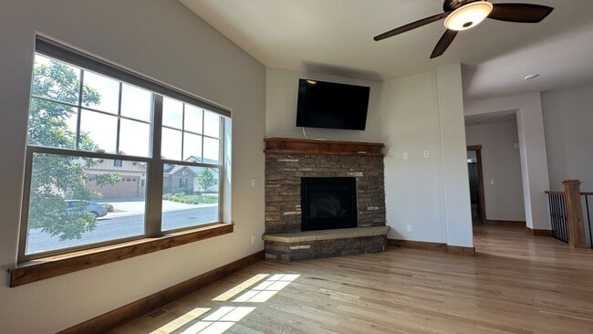 Building Photo - Great Home in Loveland