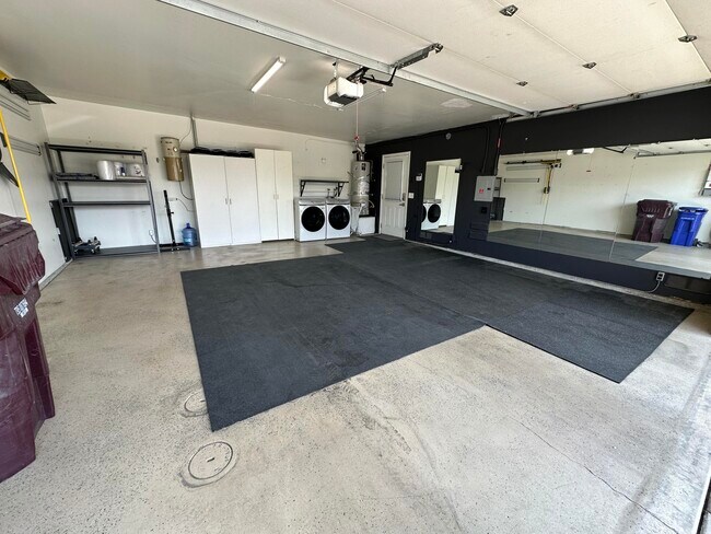 Building Photo - 166 Wimbledon Ct