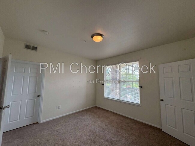 Building Photo - 3890 S Dayton St