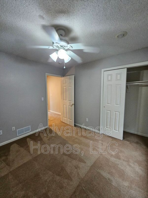 Building Photo - 14117 Parkhill Ln