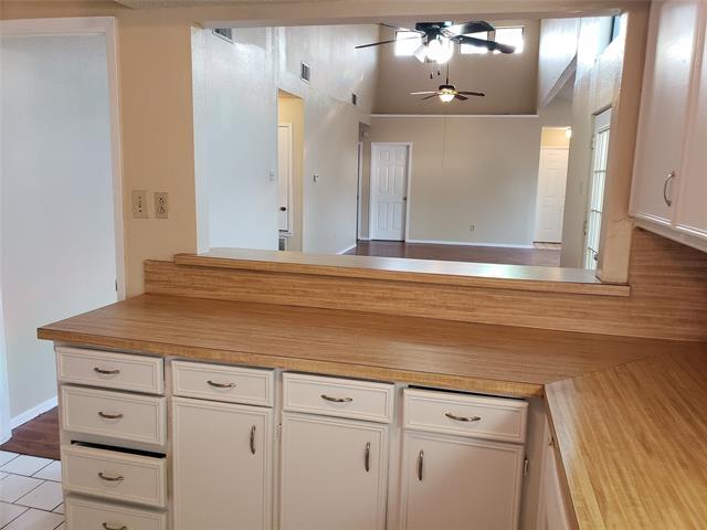 Building Photo - 557 Prairie Dell St