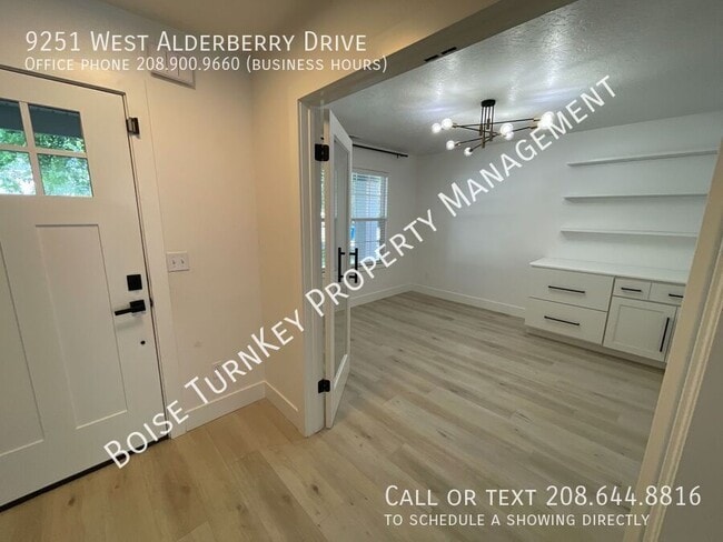 Building Photo - 9251 W Alderberry Dr