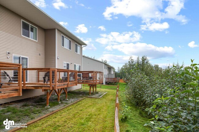 Building Photo - 5960 W Binnacle Dr