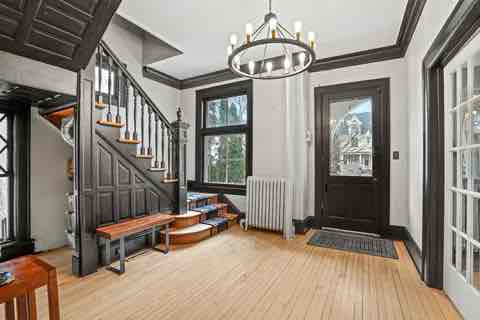 Building Photo - 2754 N Stowell Ave