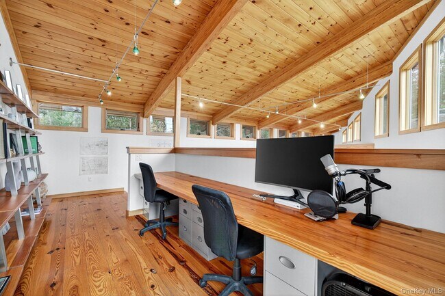 Building Photo - 106 Mountain Laurel Ln