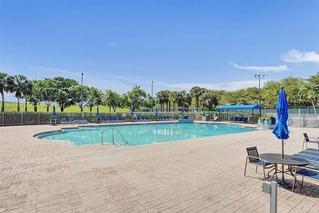 Building Photo - 1055 Yellow Birch Terrace