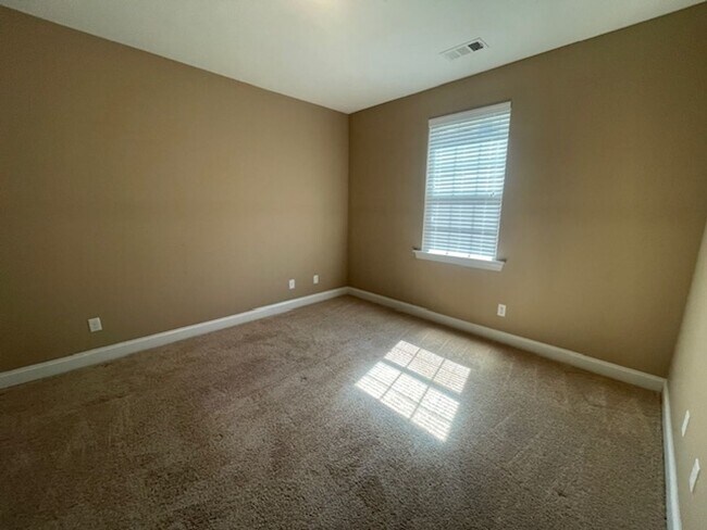 Building Photo - 528 Brantley Cove Cir