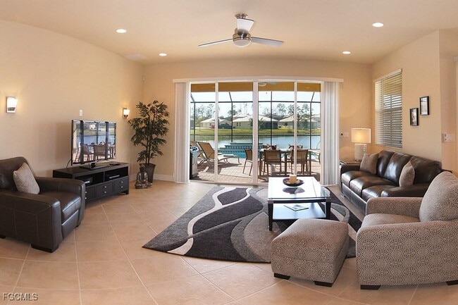 Building Photo - 10095 Mimosa Silk Dr