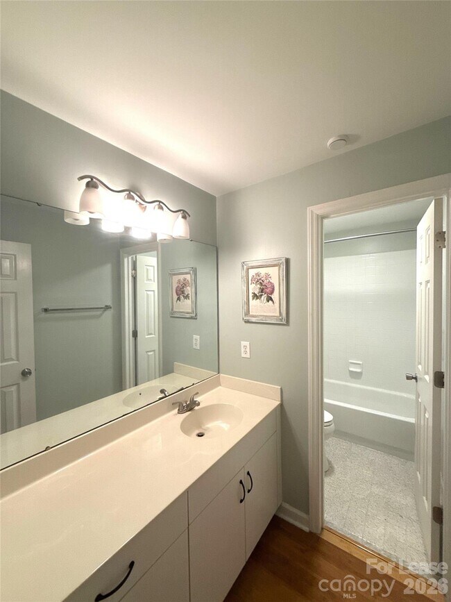 Building Photo - 9817 Emerald Point Dr