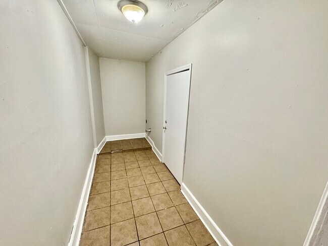 Building Photo - 4036 Navaho Ave