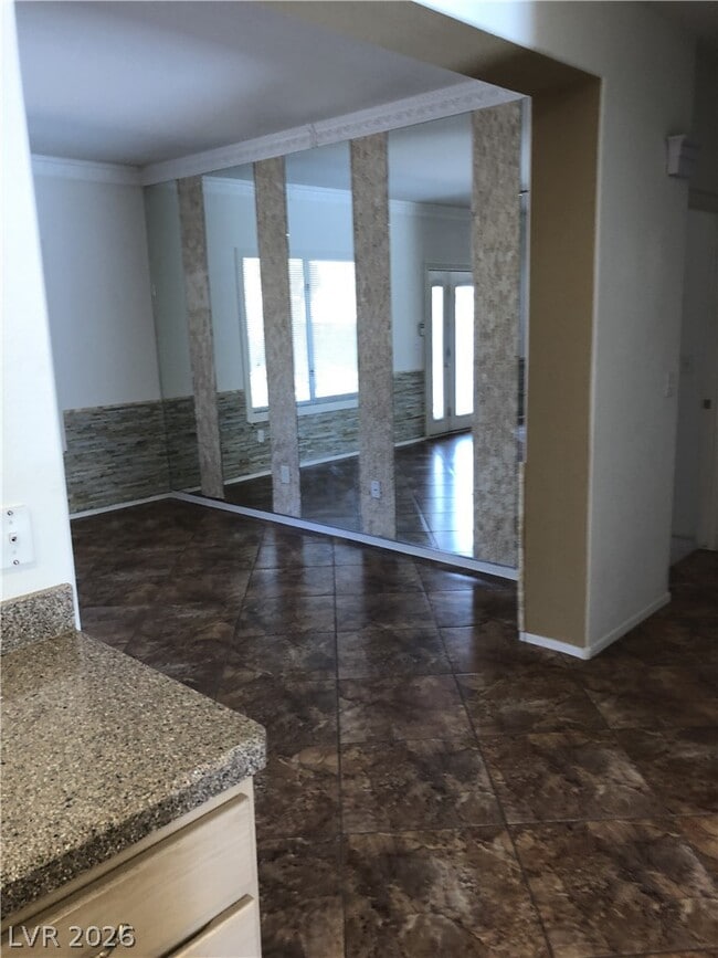 Building Photo - 3034 Seaford Peak Dr