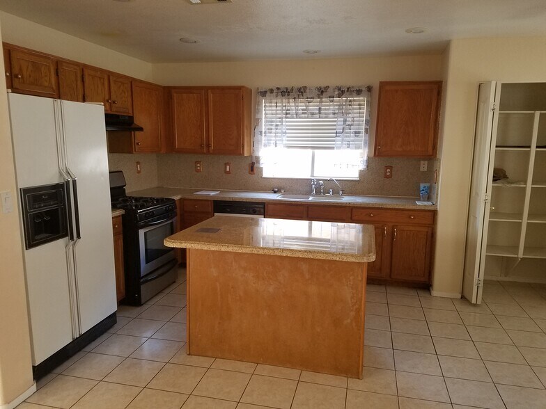 kitchen - 3745 Bossa Nova Drive