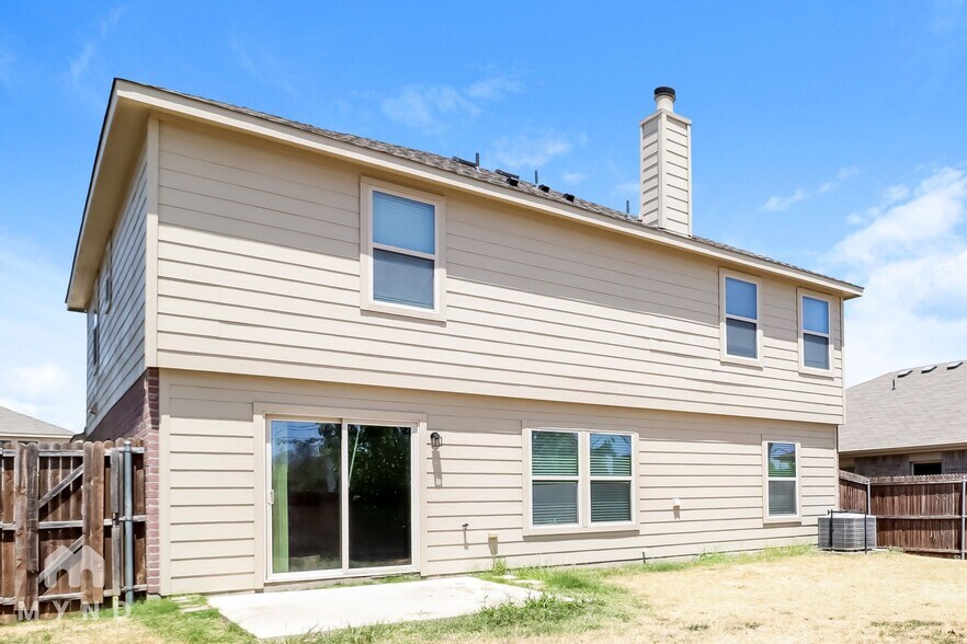 Building Photo - 6928 Glade Oaks Dr