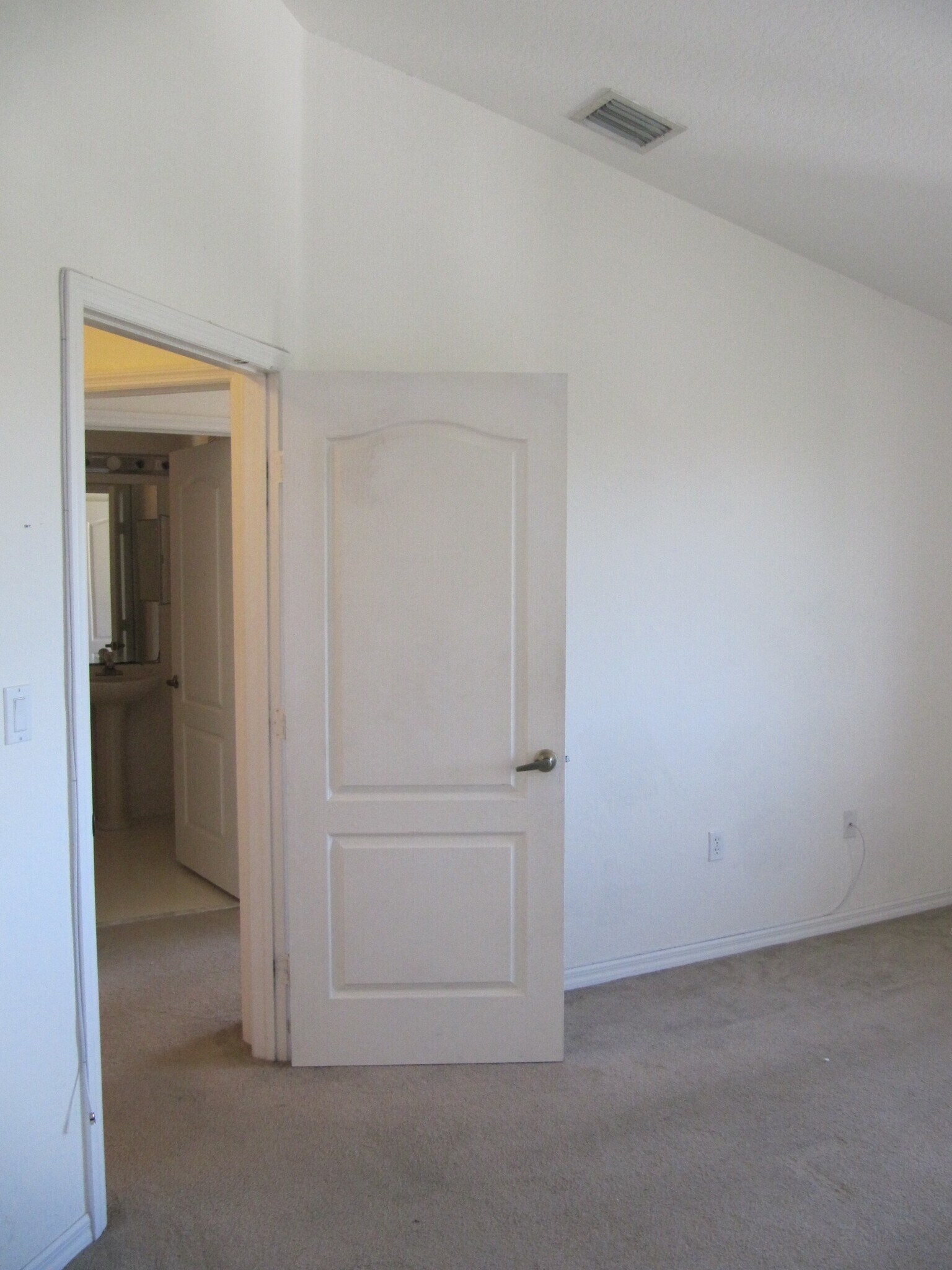 Building Photo - 8858 W Flagler St