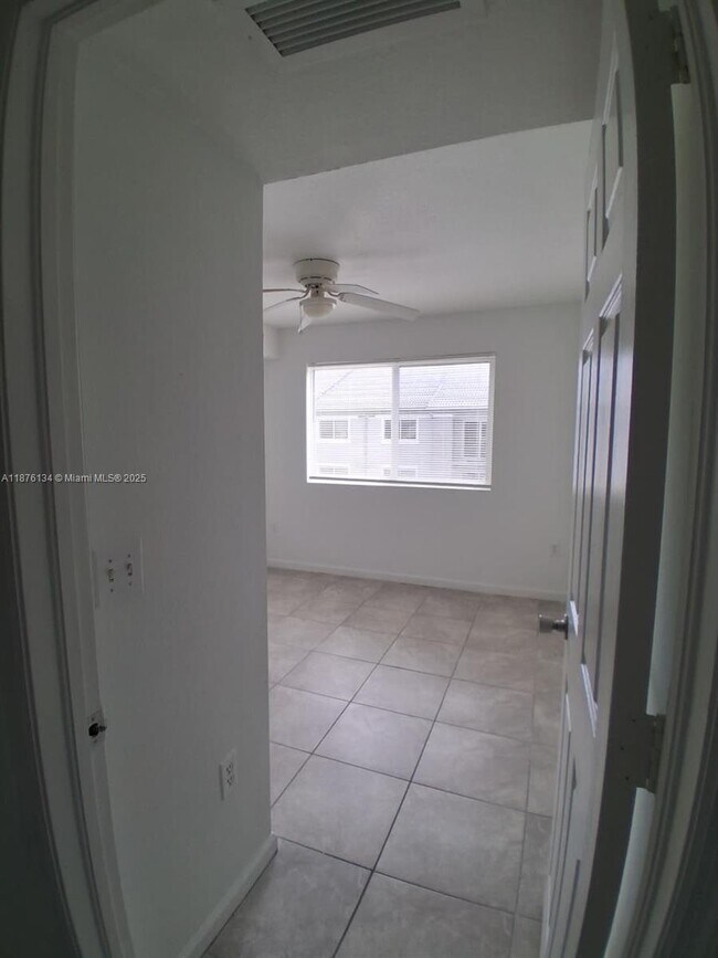 Building Photo - 15460 SW 284th St