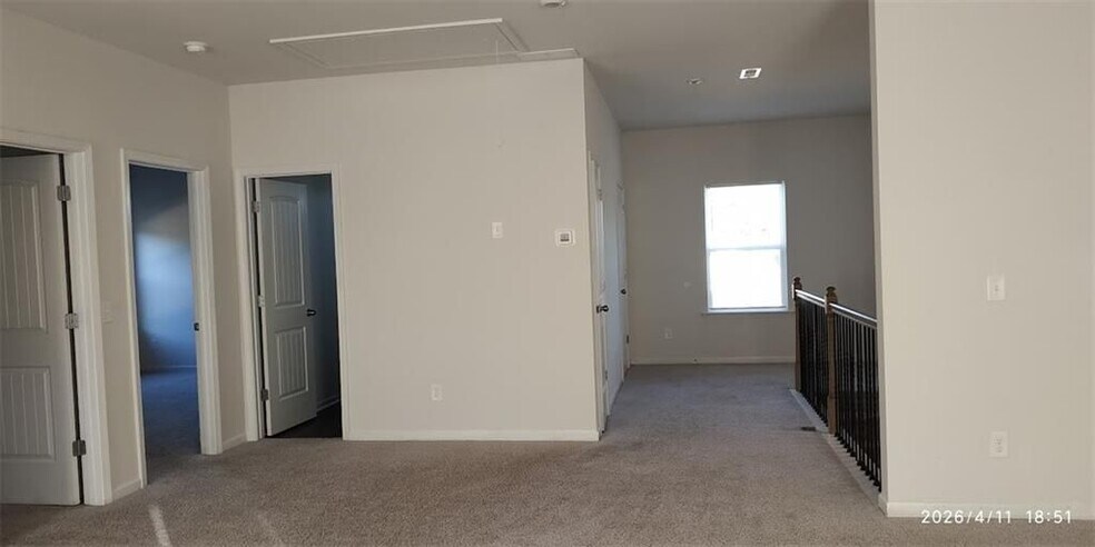 Building Photo - 132 Marion Dr