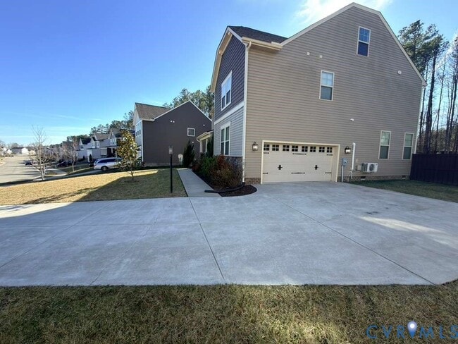 Building Photo - 16037 Cambria Cove Blvd