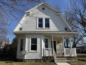 Building Photo - 1118 N Webster St