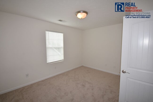 Building Photo - 1549 Passage Dr