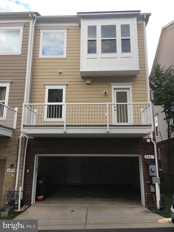 Building Photo - 3061 Waterloo Ln