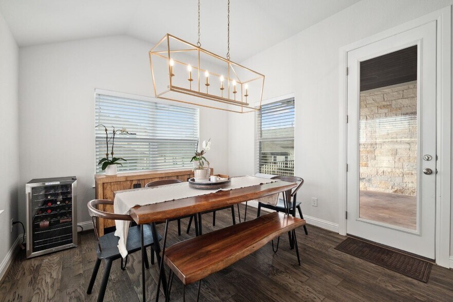 Dining Room - 513 Elworth Path