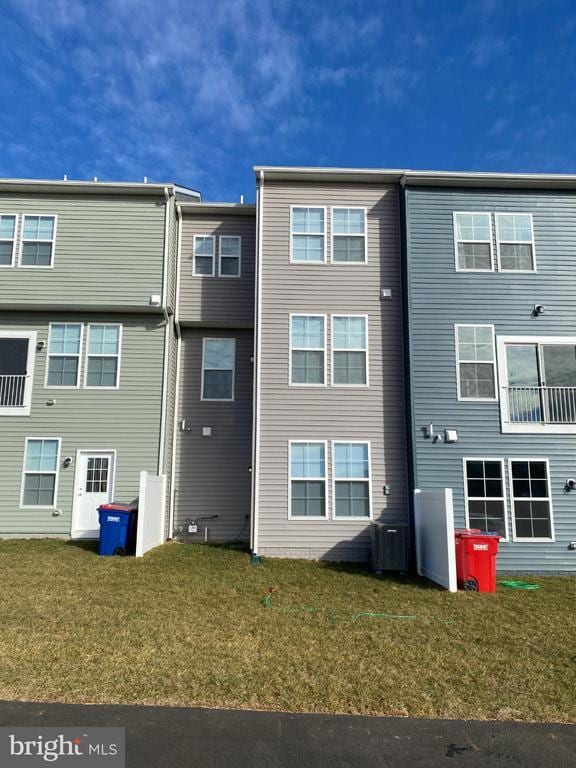 Building Photo - 37 Abigail St