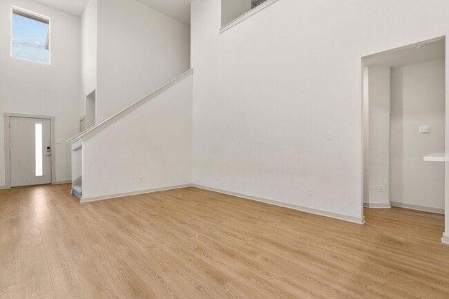 Building Photo - 117 New Hampton Wy