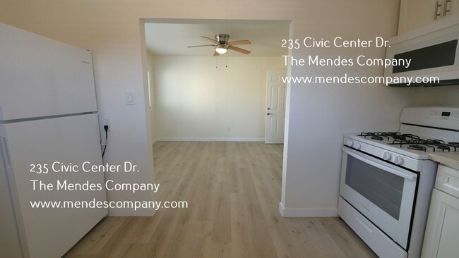 Building Photo - 235 Civic Center Dr.