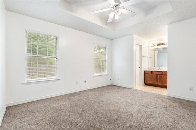Building Photo - 8382 Oak Pointe Ct