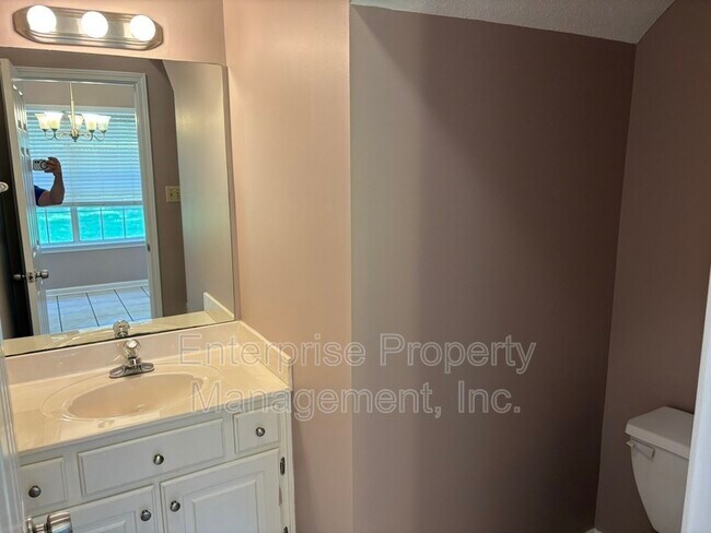Building Photo - 4003 N Tonya Marie Cove