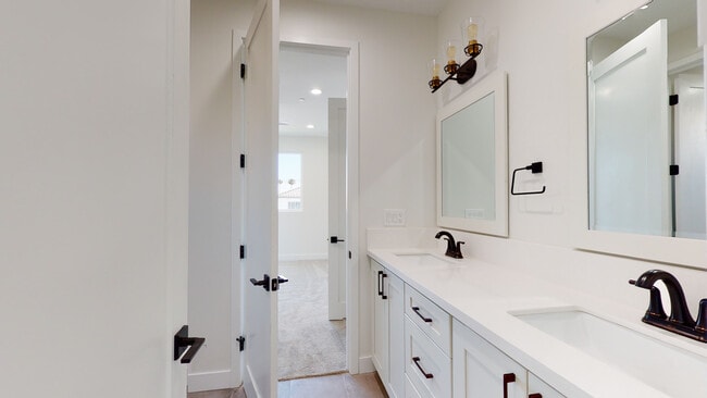 Building Photo - 152 Elder Ave