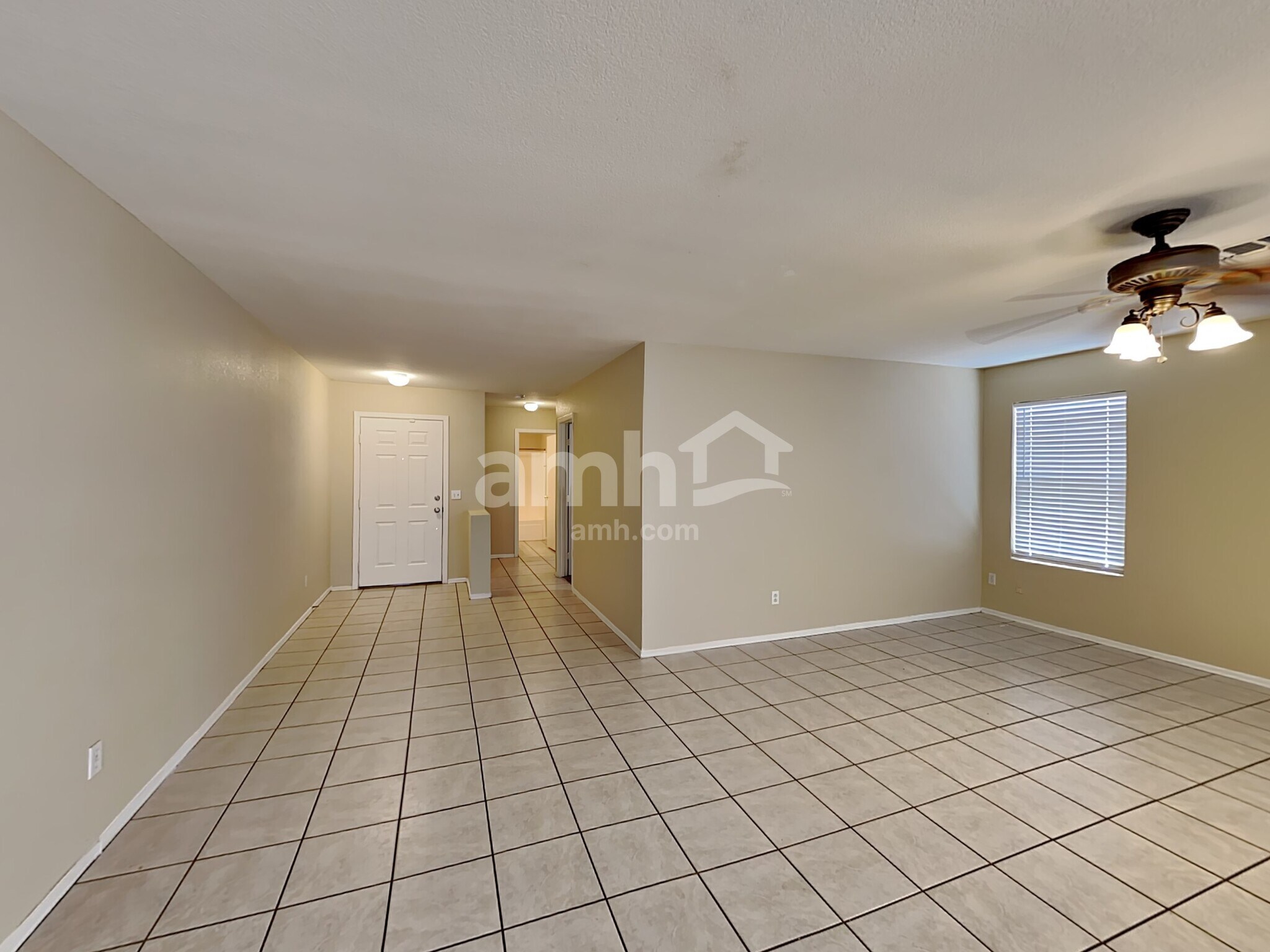 Building Photo - 2256 E Hazeltine Way