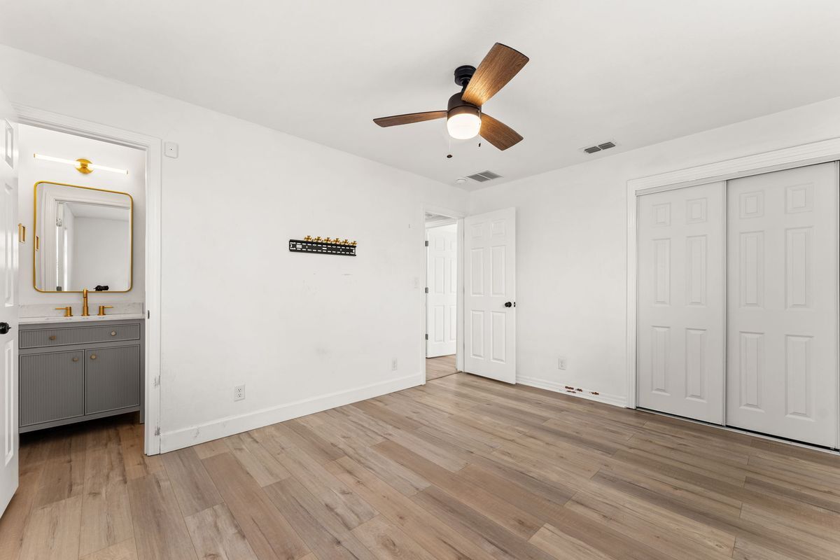 Building Photo - 5217 Witby Ave