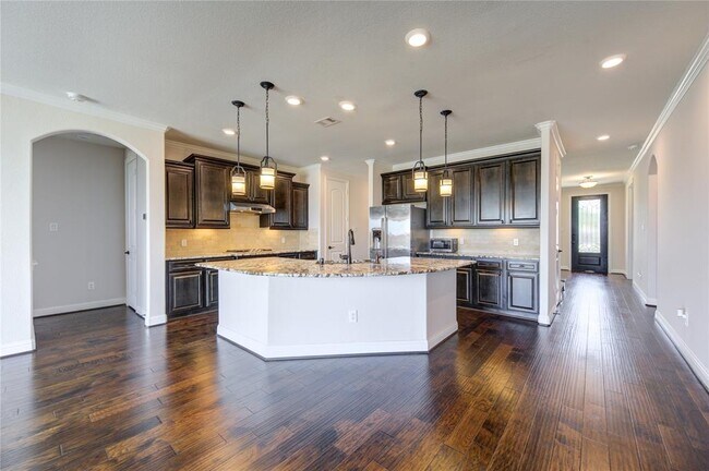 Building Photo - 6611 Hollow Bay Ct