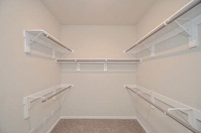 Building Photo - 14154 Little River Dr