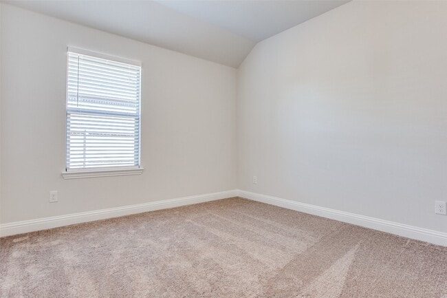 Building Photo - 3501 Montadale Ave