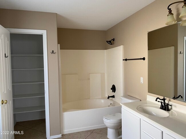 Building Photo - 3427 E Derringer Way