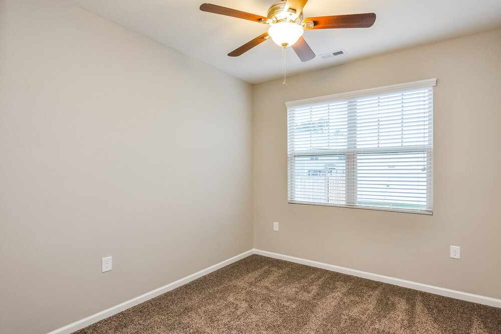 Building Photo - 600 Lavenham Ln