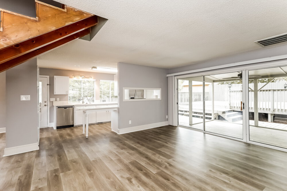 Building Photo - 304 S Westover Dr