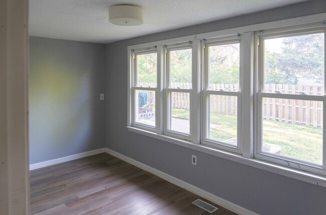 Building Photo - 179 State St